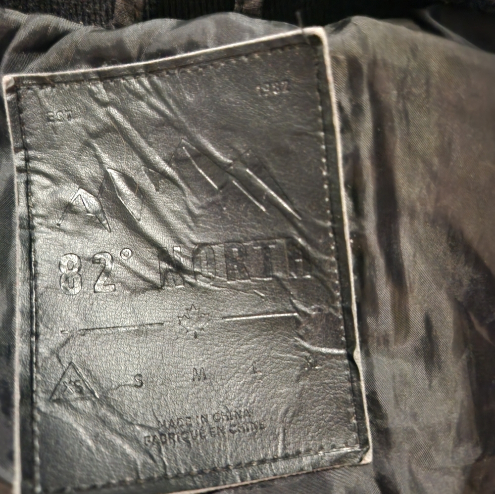 Coat - Picture 7 of 7